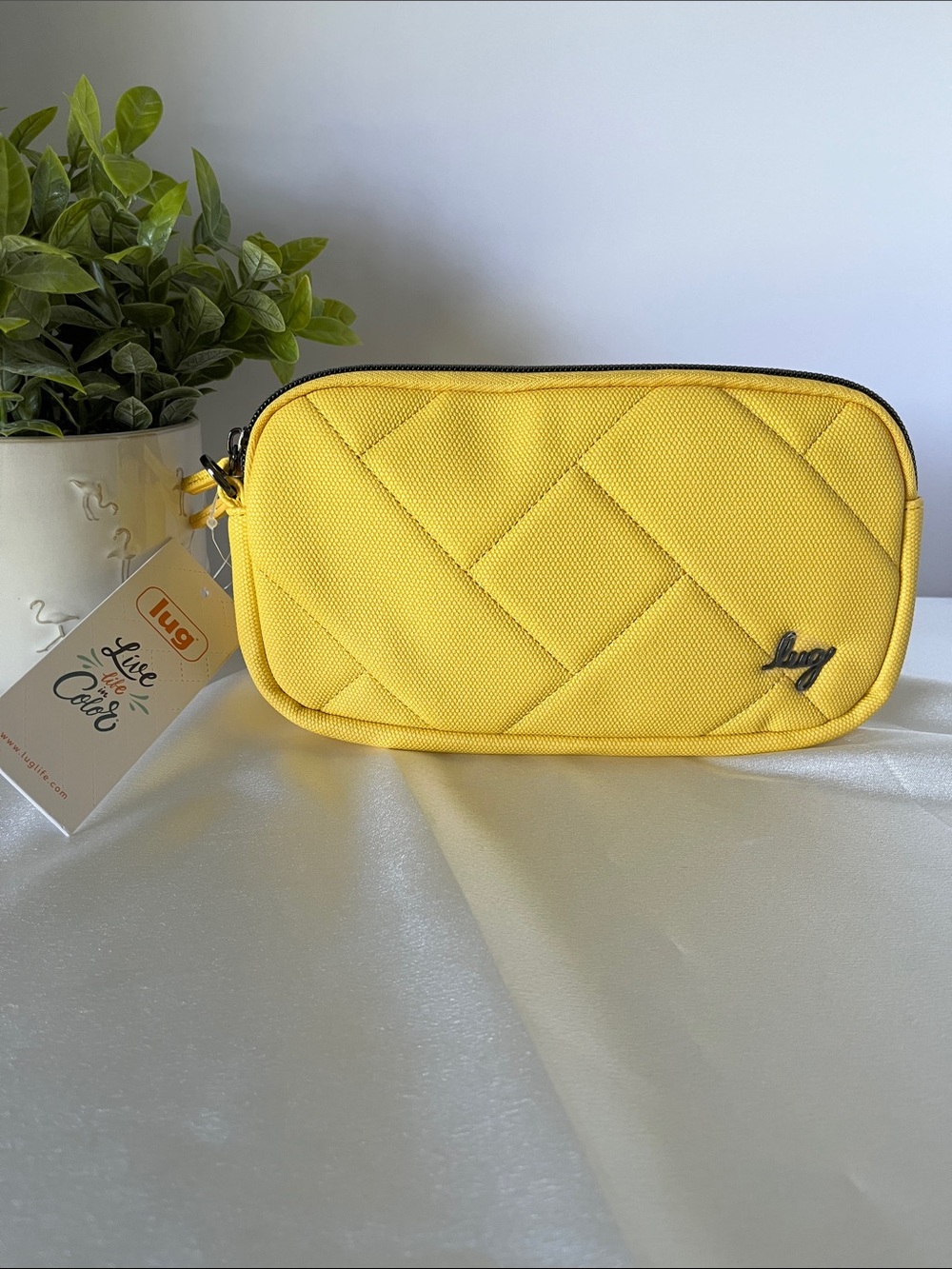 LUG - Coupe XL Matte Luxe VL Convertible Crossbody Bag in Banana Icepop